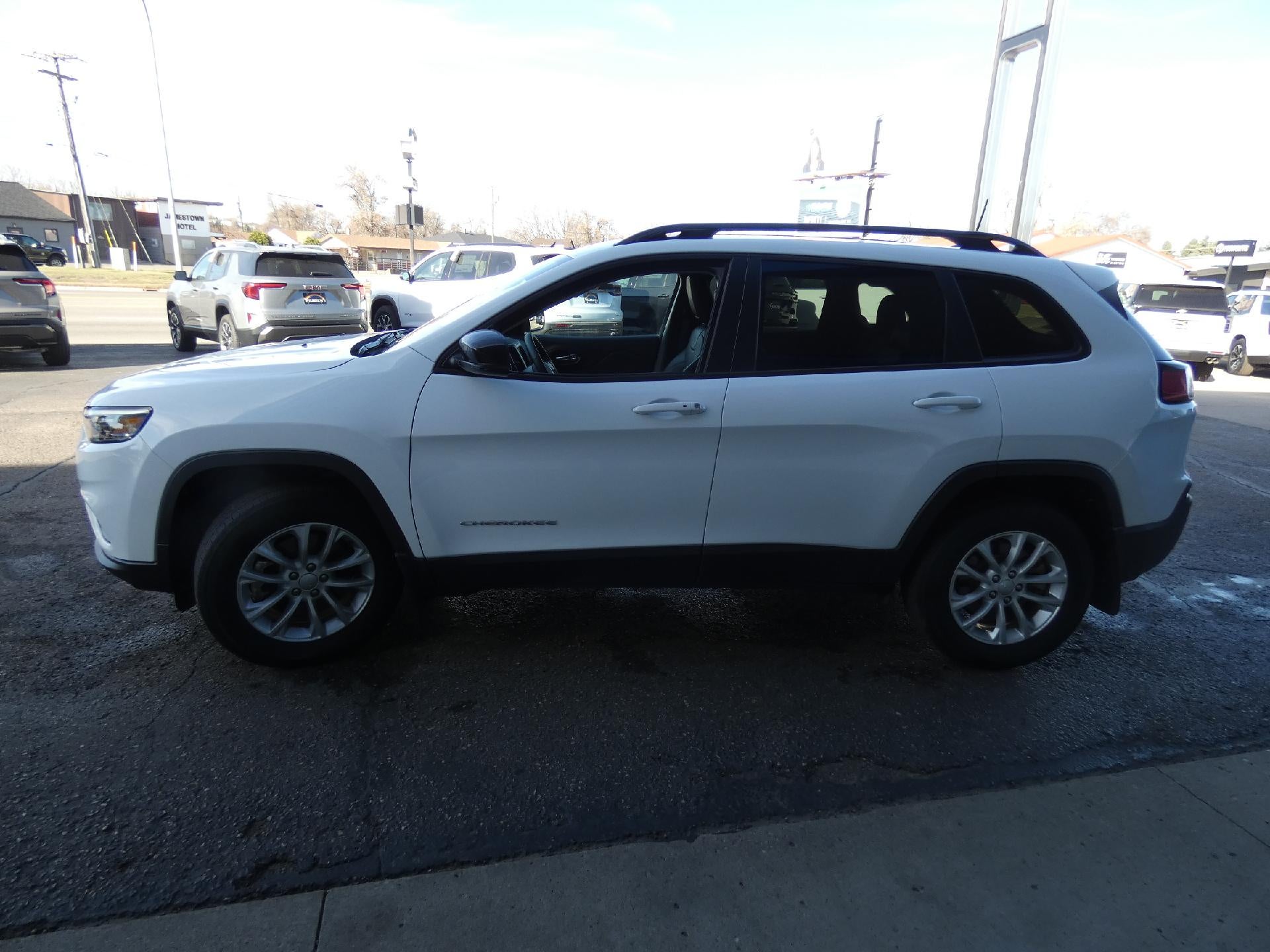 2022 Jeep Cherokee Latitude Lux