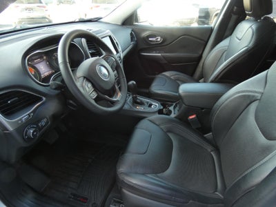 2022 Jeep Cherokee Latitude Lux