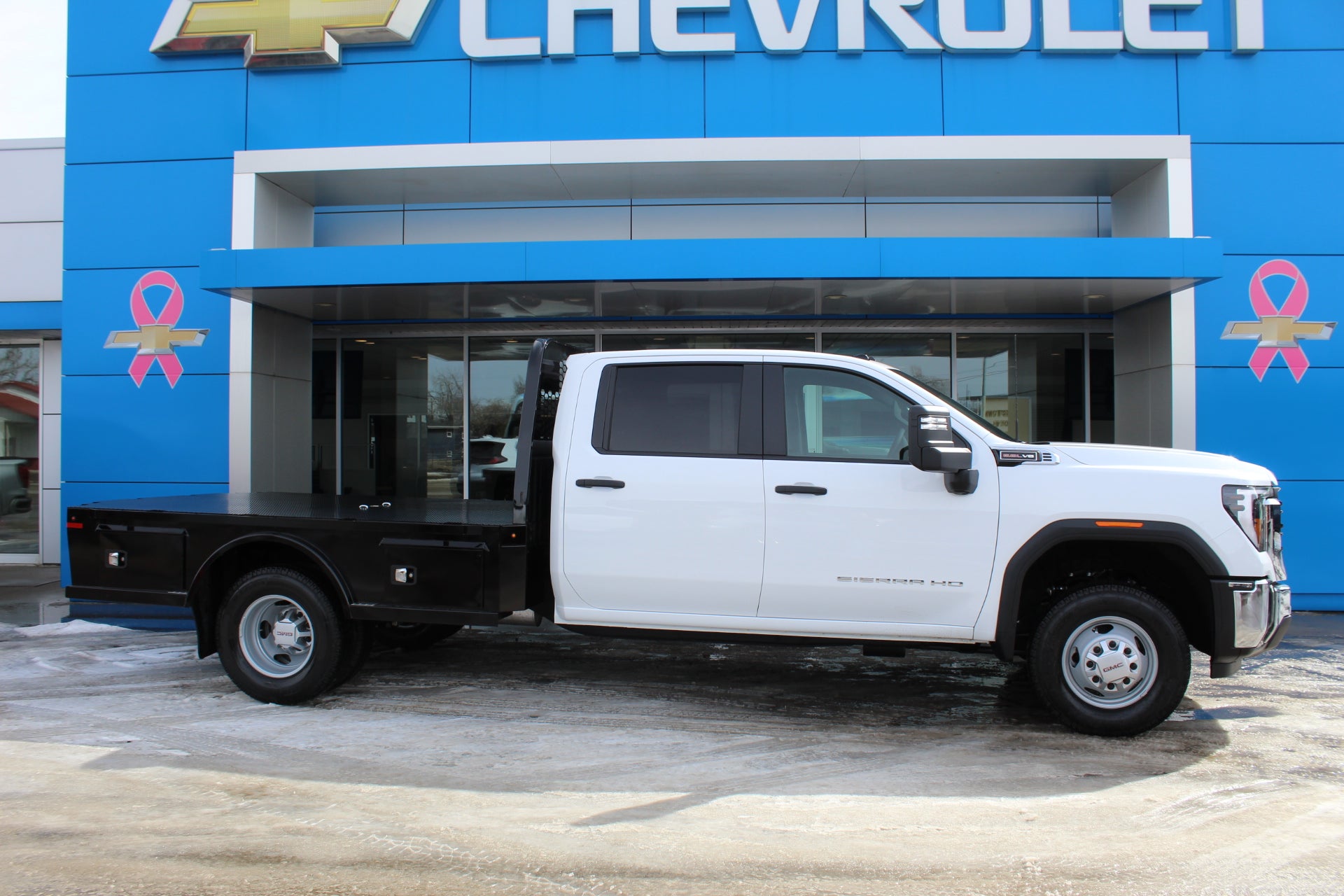 2026 GMC Sierra 3500 HD Chassis Cab Pro