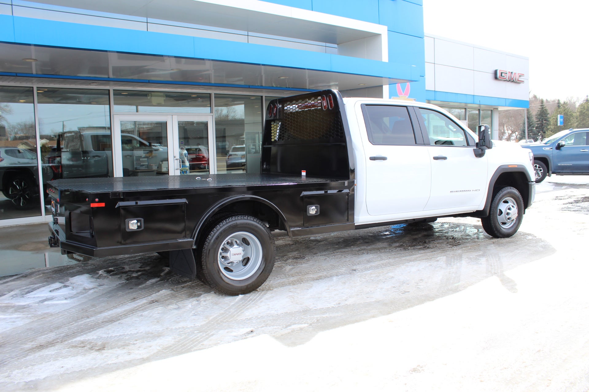 2026 GMC Sierra 3500 HD Chassis Cab Pro
