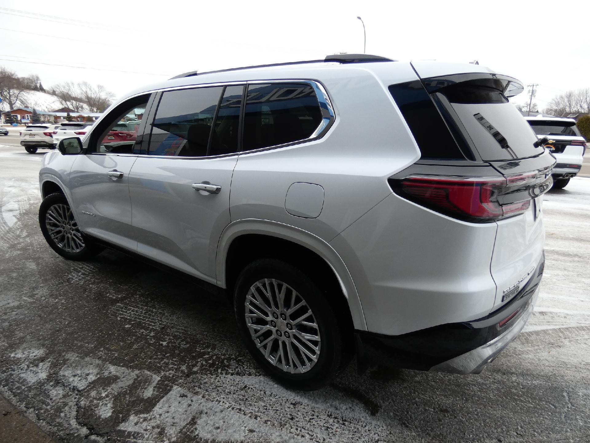 2024 GMC Acadia Denali