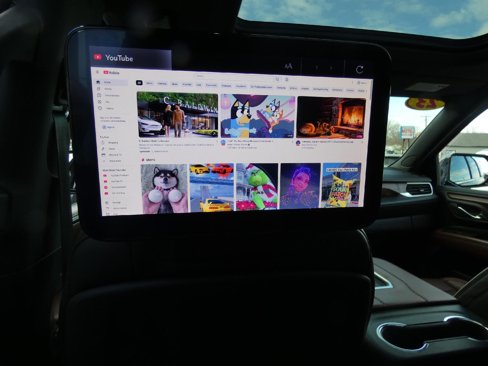 2023 GMC Yukon XL Denali Ultimate