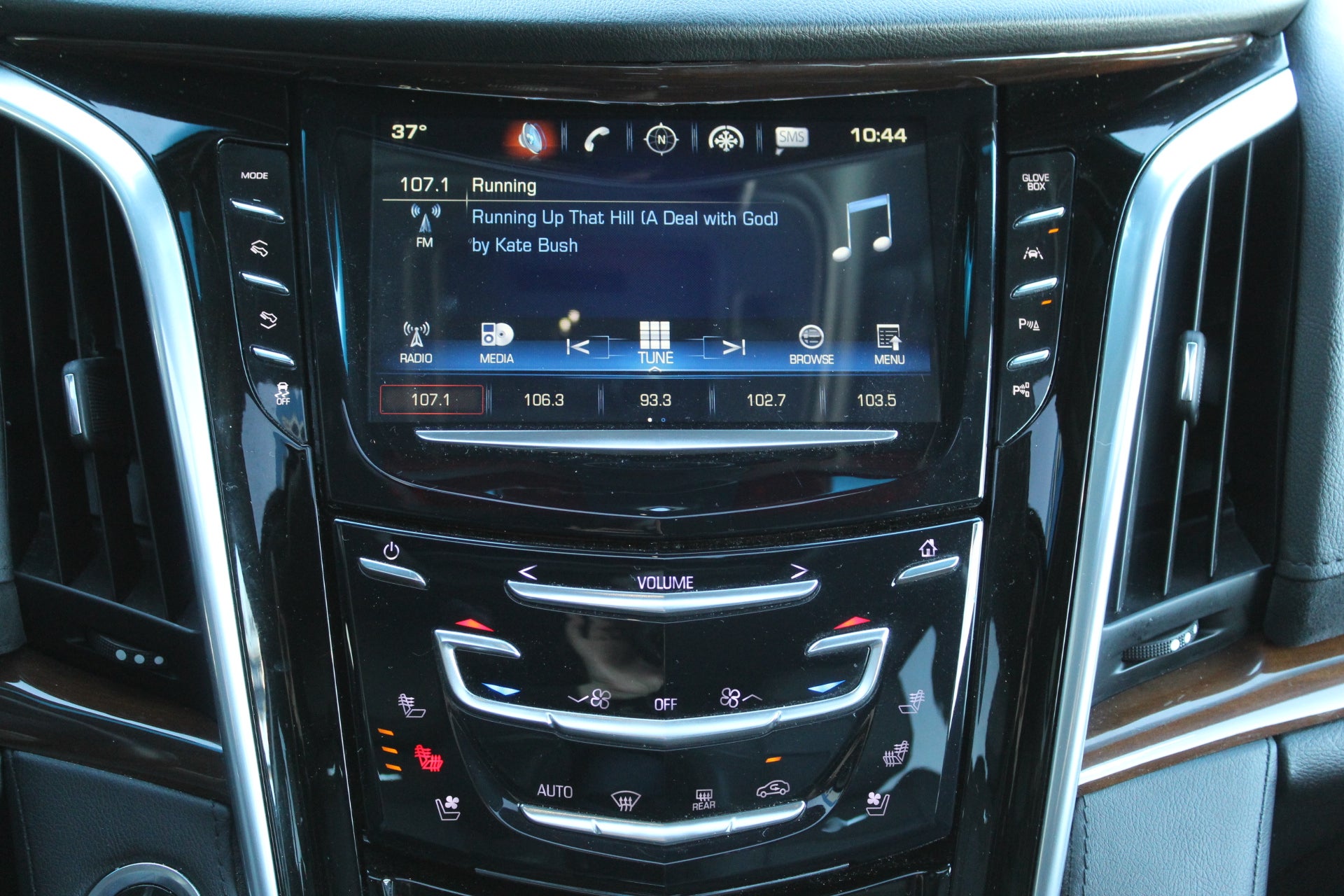 2020 Cadillac Escalade Premium Luxury