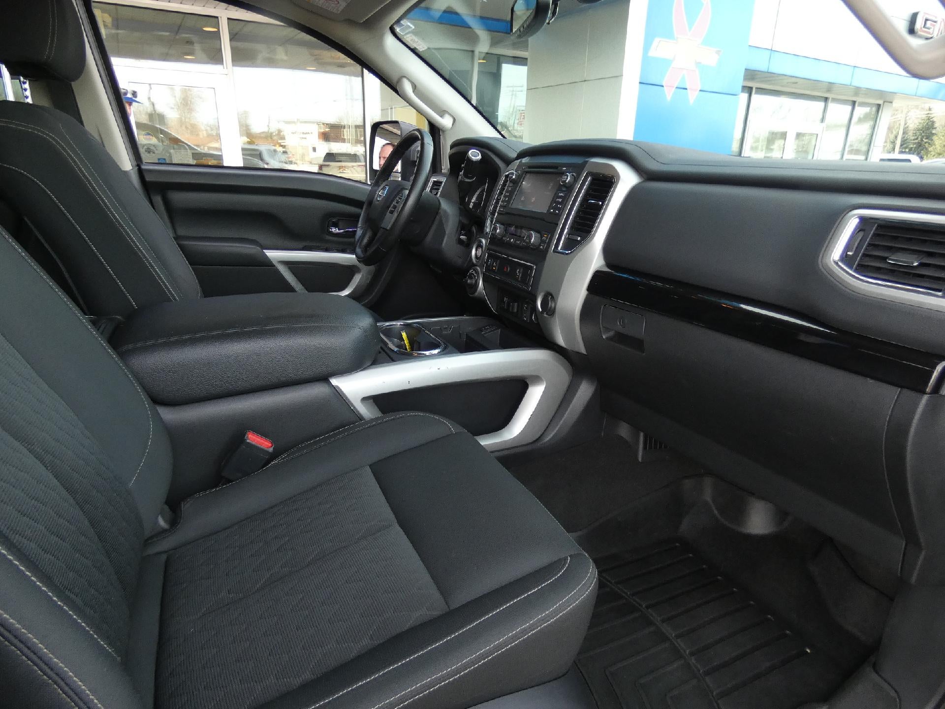 2018 Nissan Titan XD SV