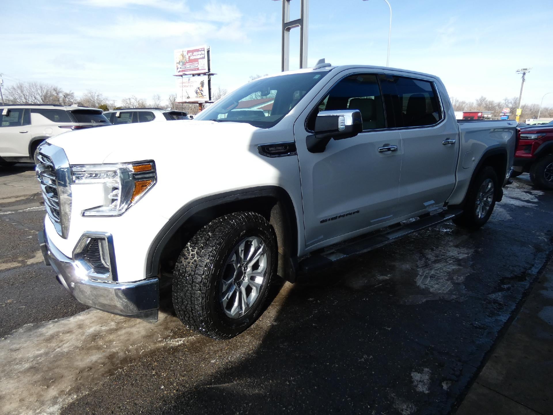 2021 GMC Sierra 1500 SLT
