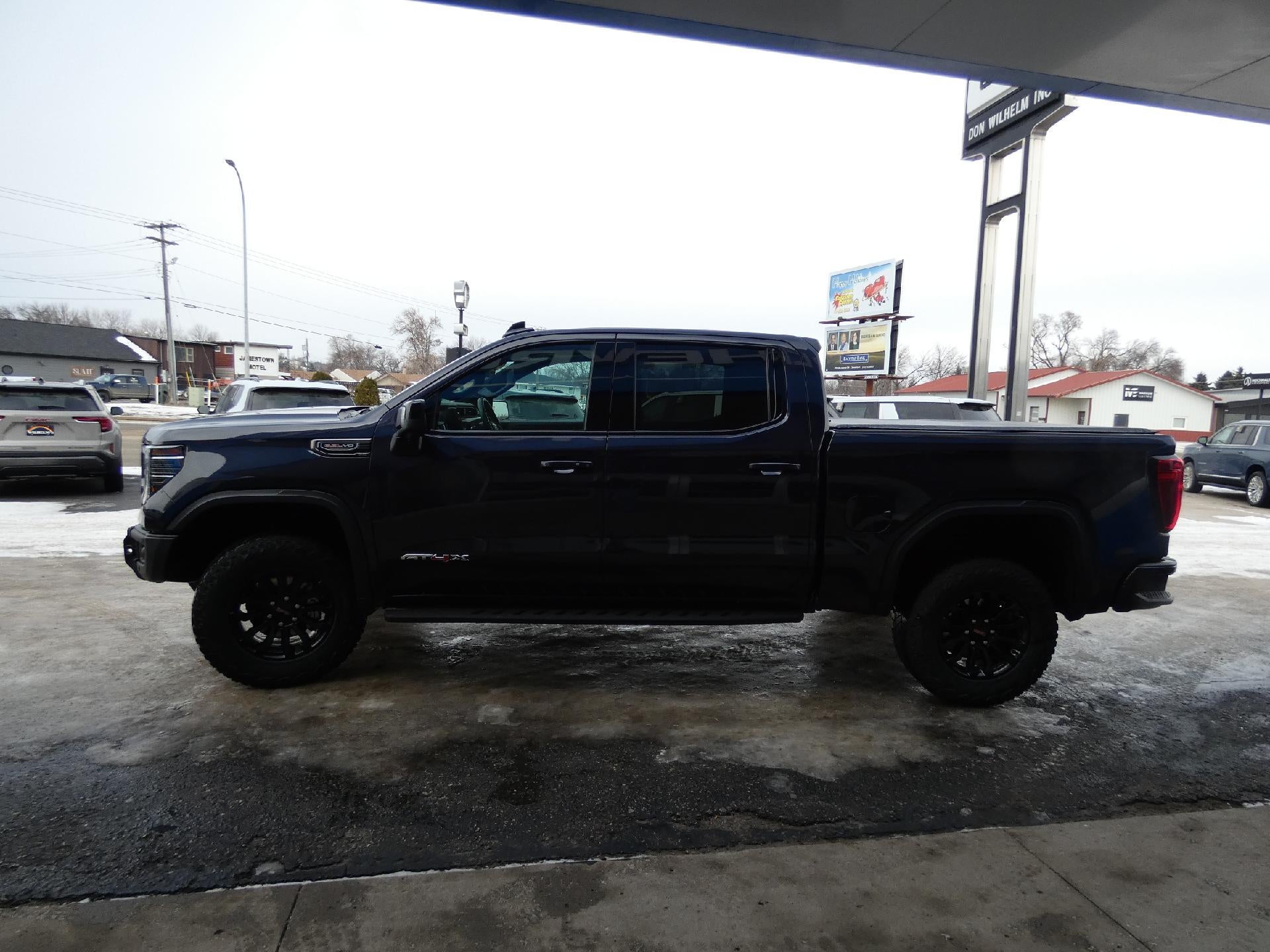 2023 GMC Sierra 1500 AT4X