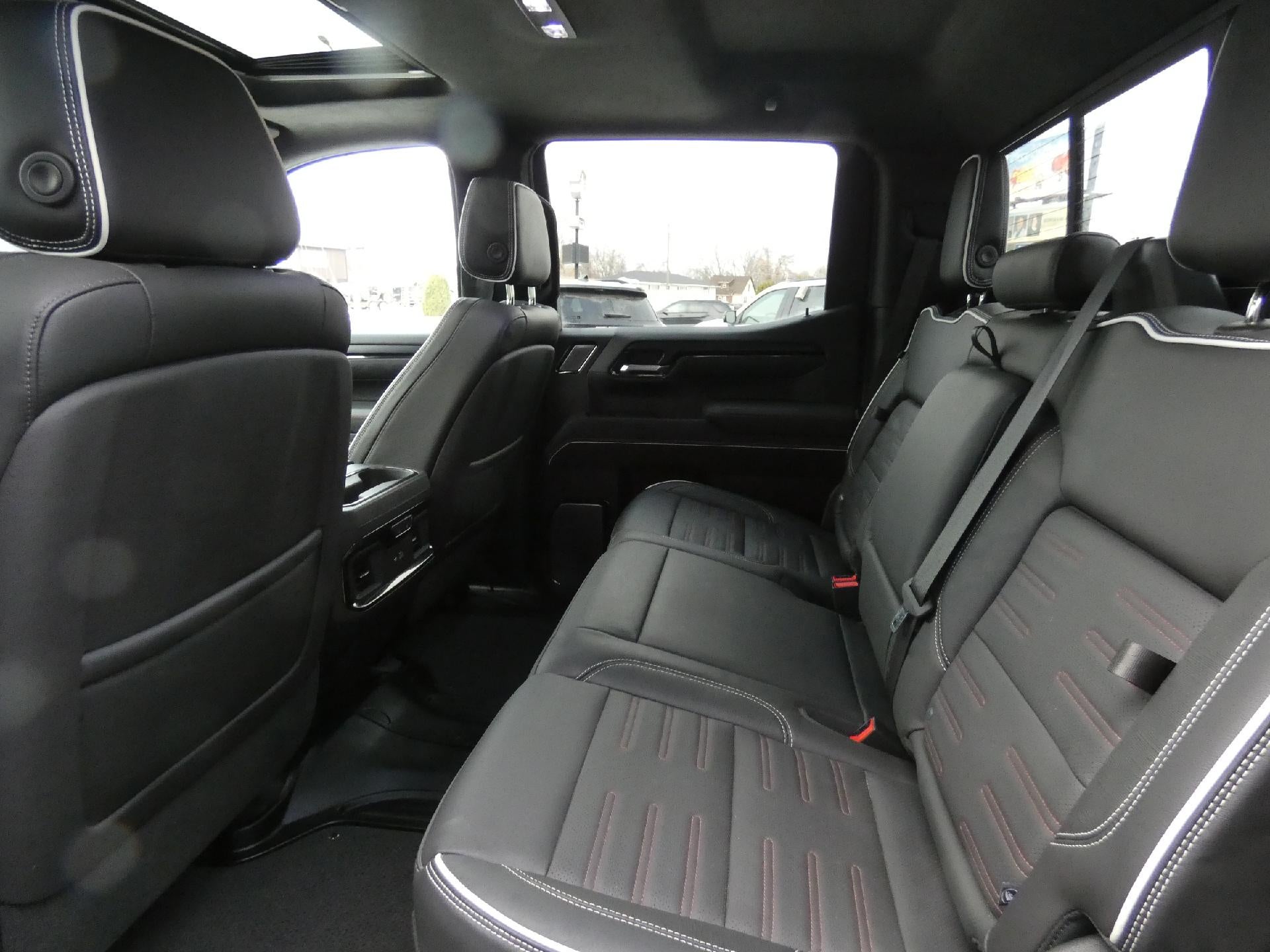 2023 GMC Sierra 1500 AT4X