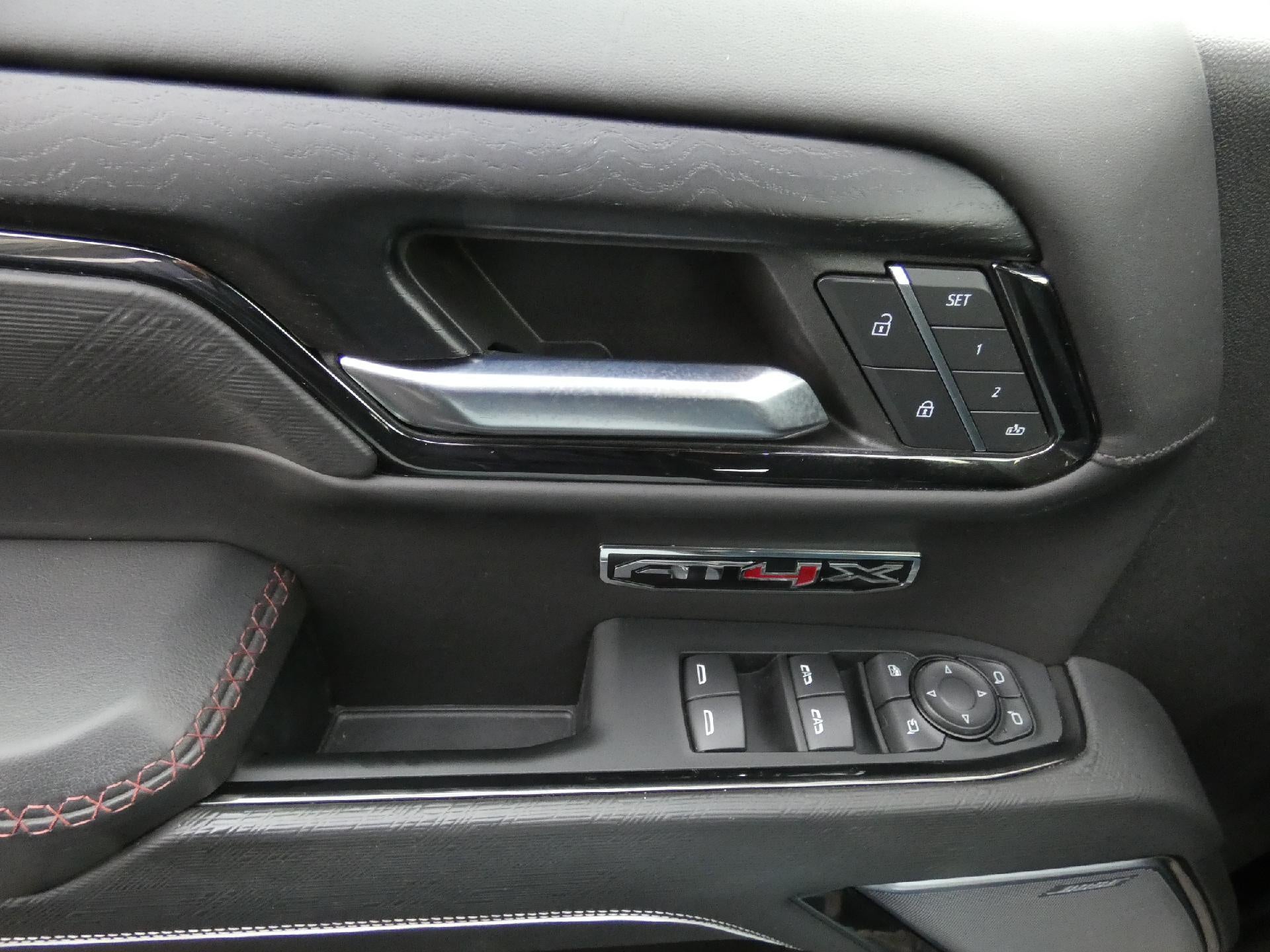 2023 GMC Sierra 1500 AT4X