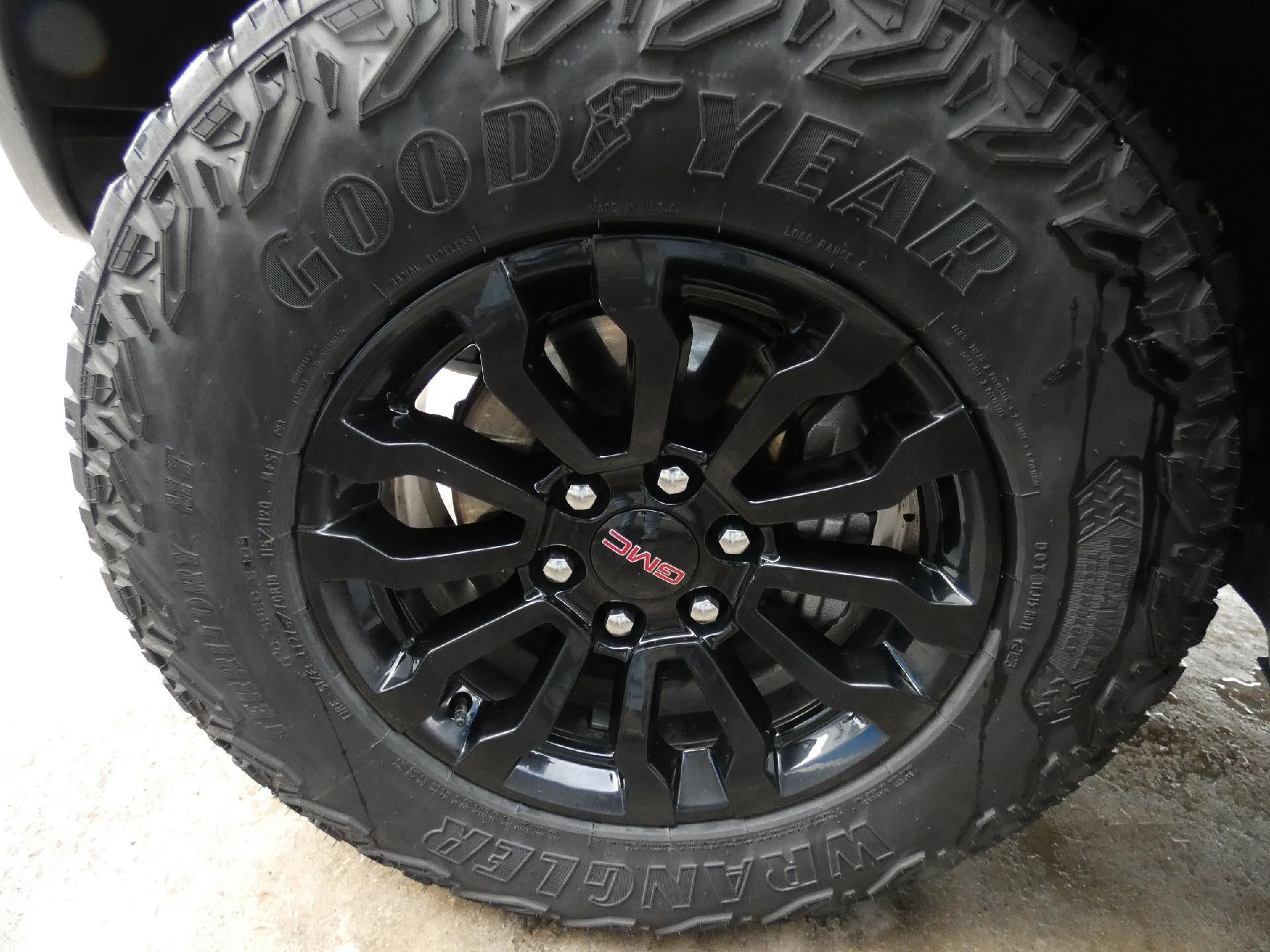 2023 GMC Sierra 1500 AT4X