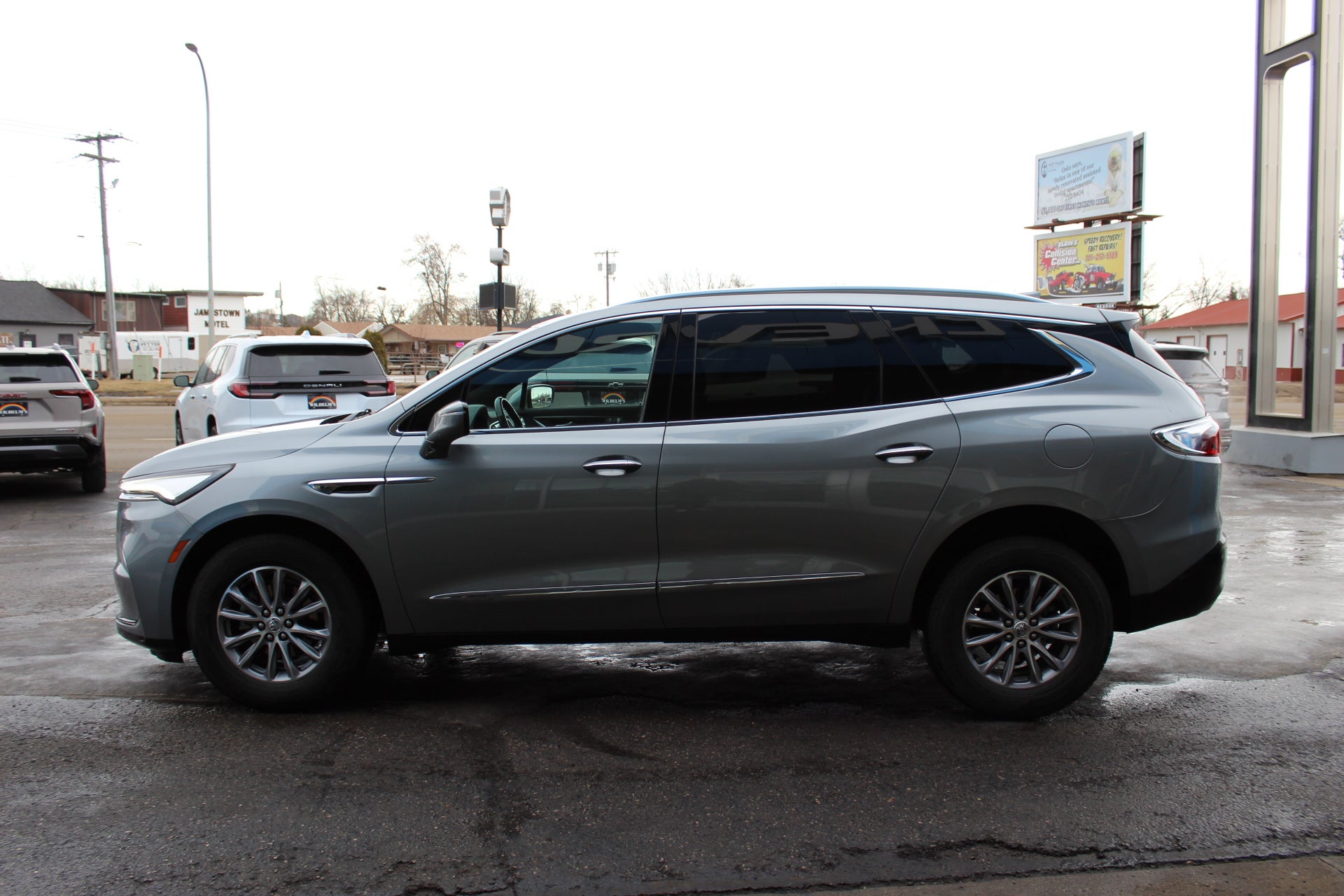 2024 Buick Enclave Essence