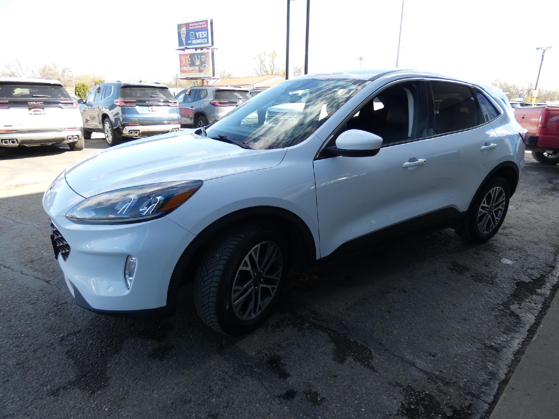 2022 Ford Escape SEL