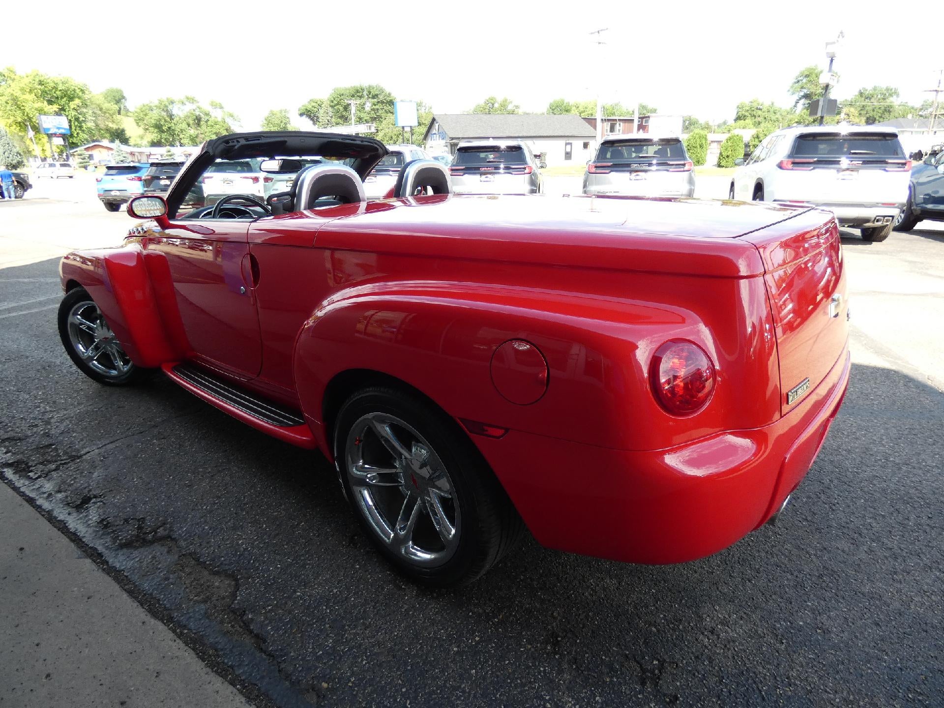 2004 Chevrolet SSR LS
