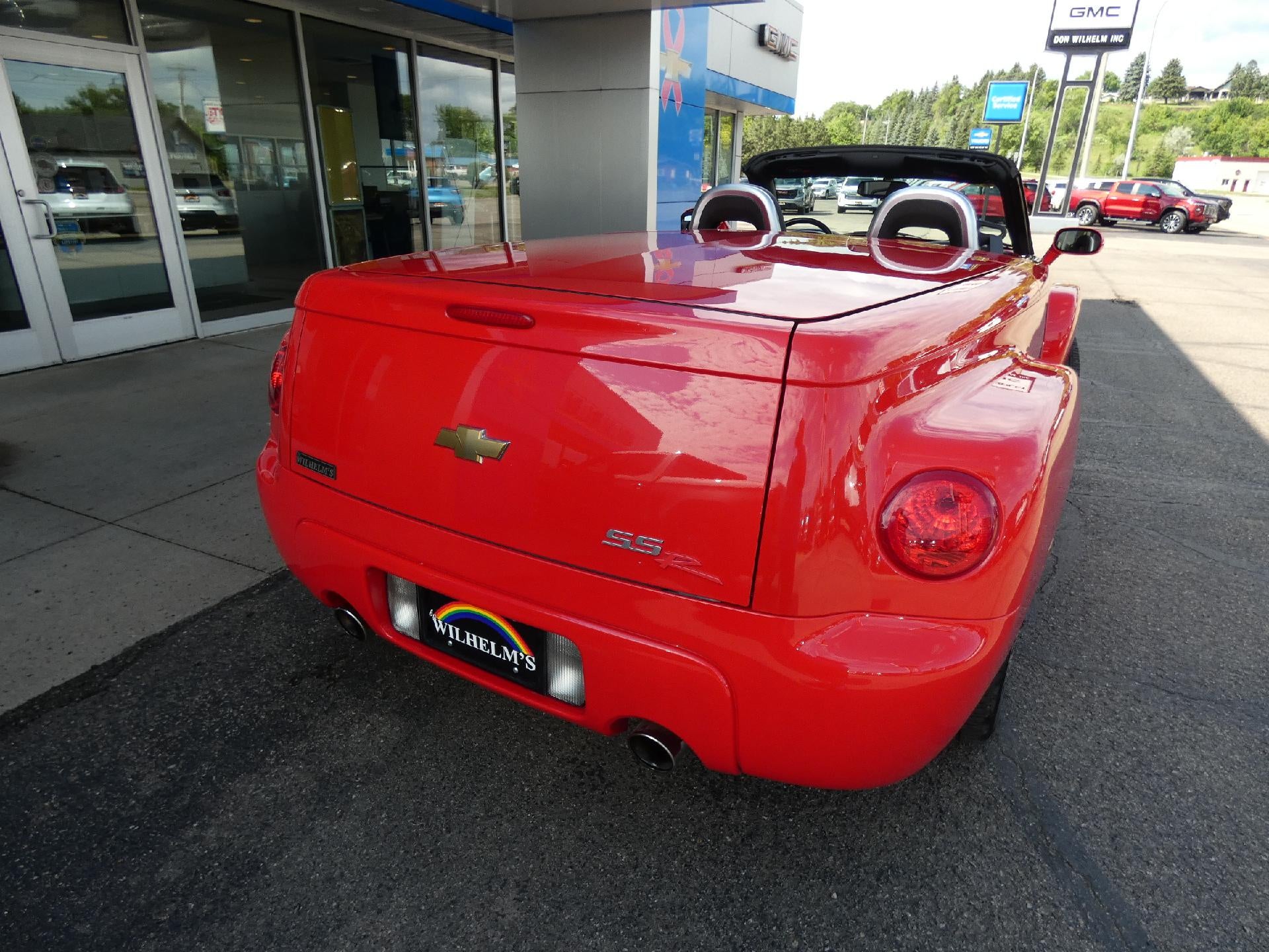 2004 Chevrolet SSR LS