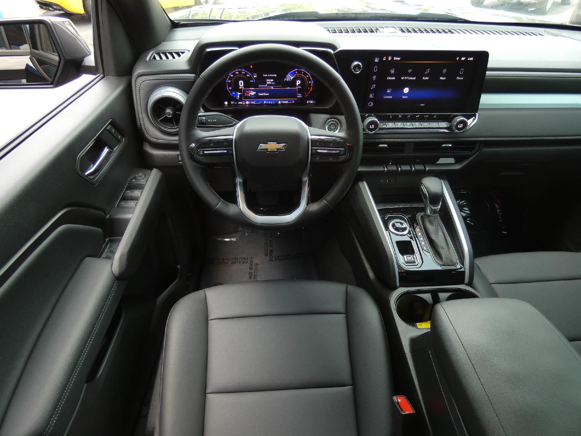 2025 Chevrolet Colorado WT/LT