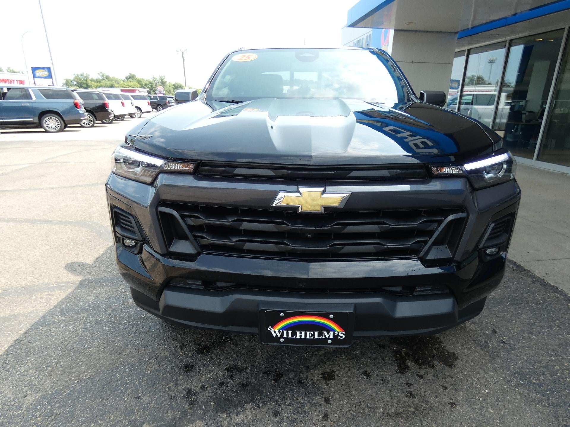 2025 Chevrolet Colorado WT/LT