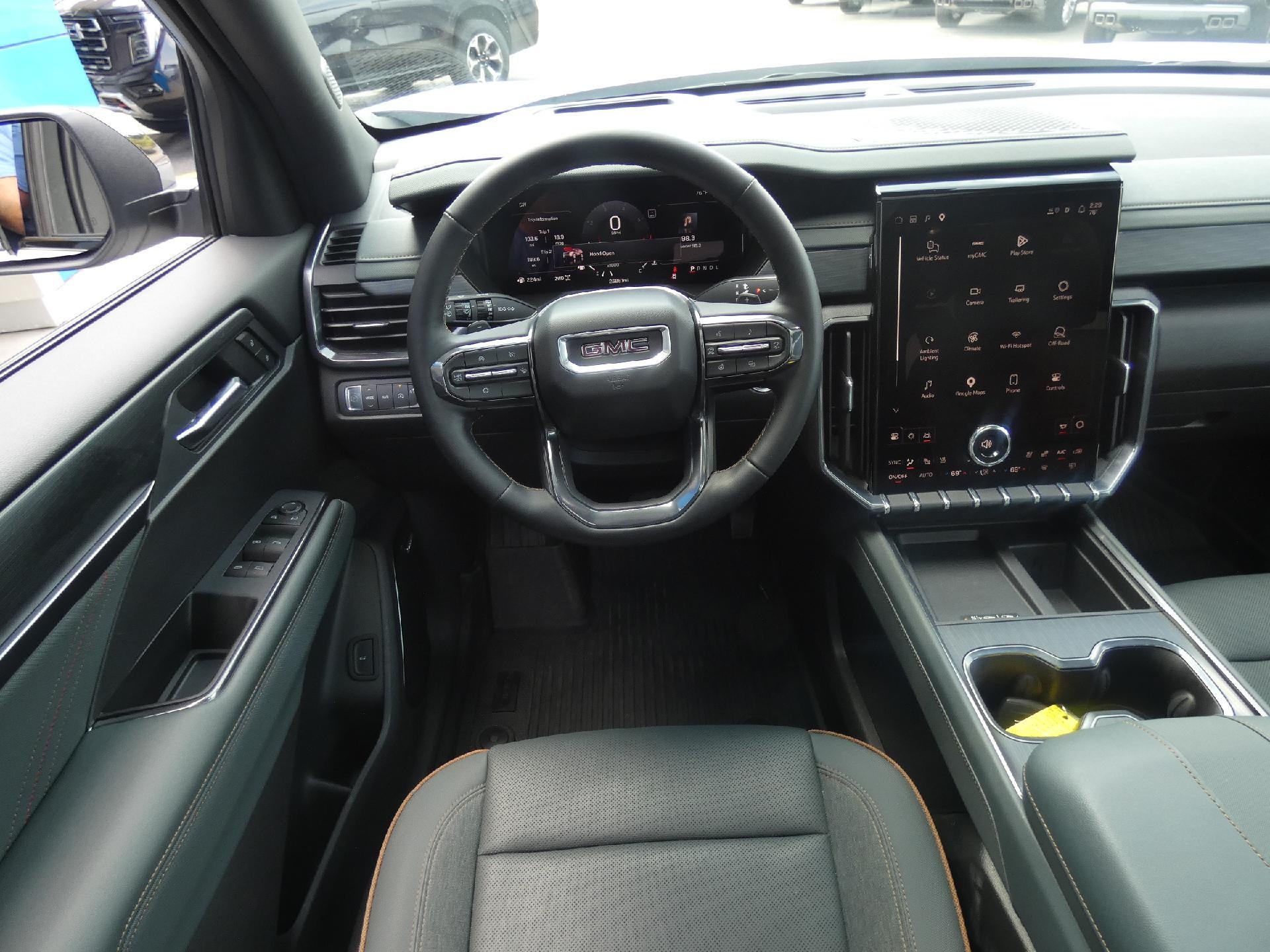 2025 GMC Acadia AT4
