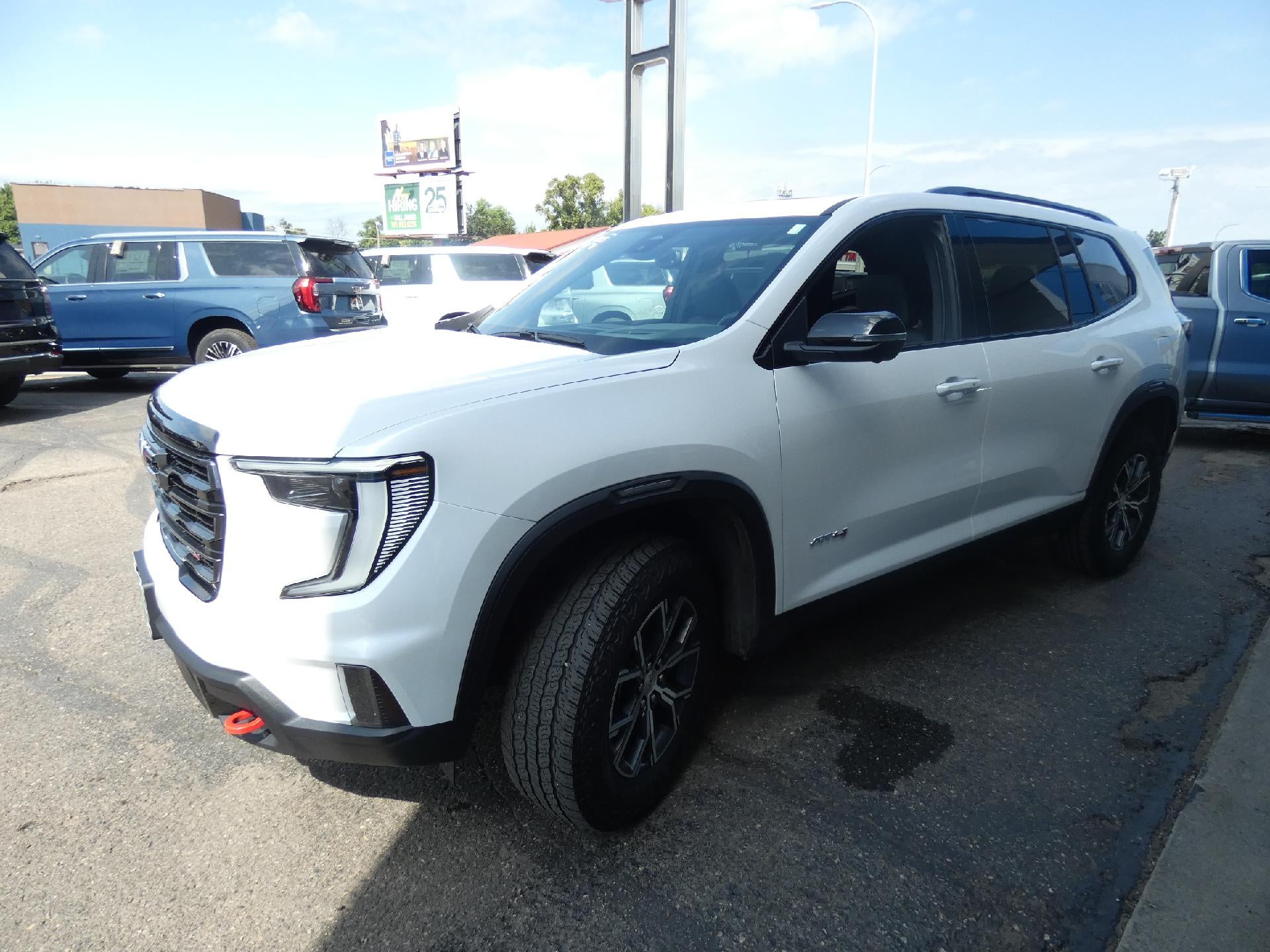 2025 GMC Acadia AT4