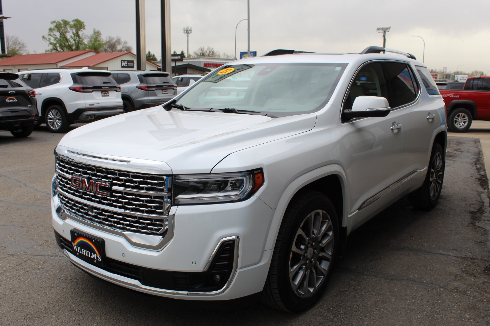 2023 GMC Acadia Denali
