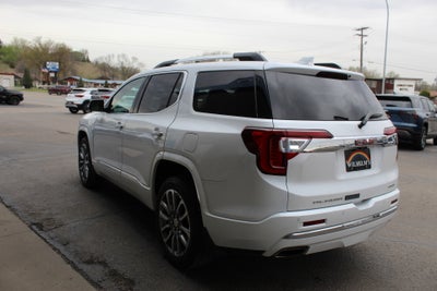 2023 GMC Acadia Denali