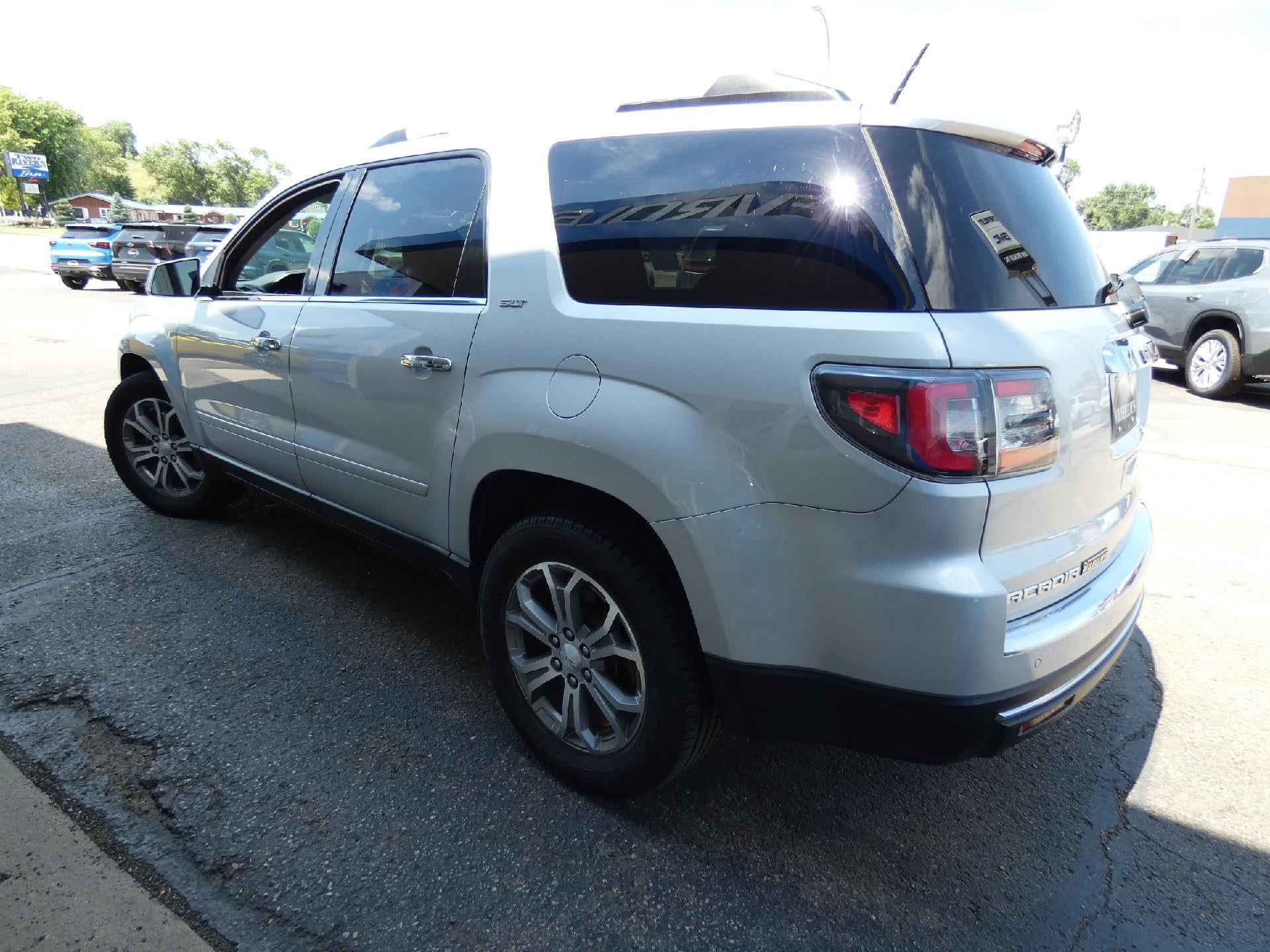2016 GMC Acadia SLT