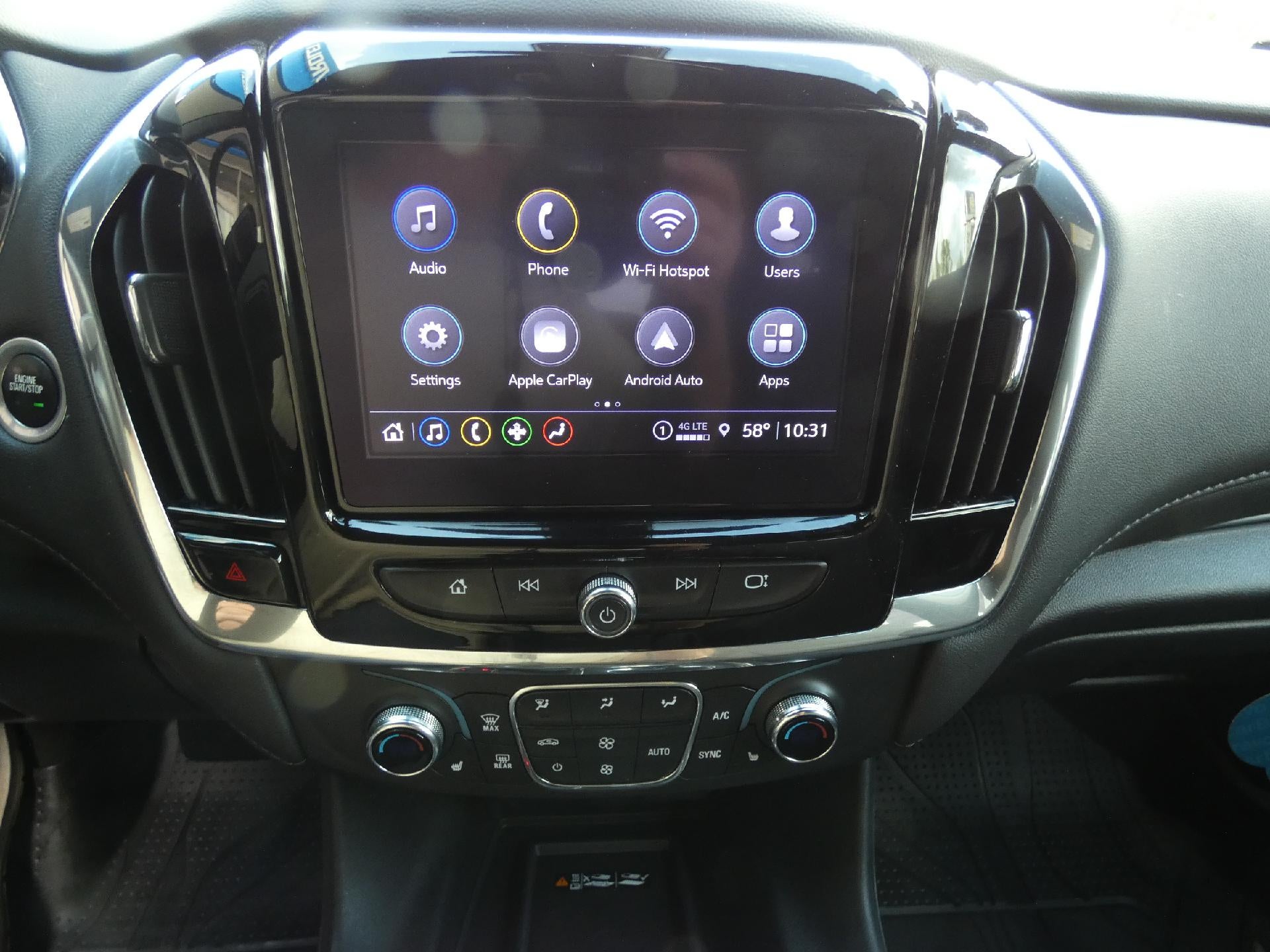 2023 Chevrolet Traverse LT Cloth