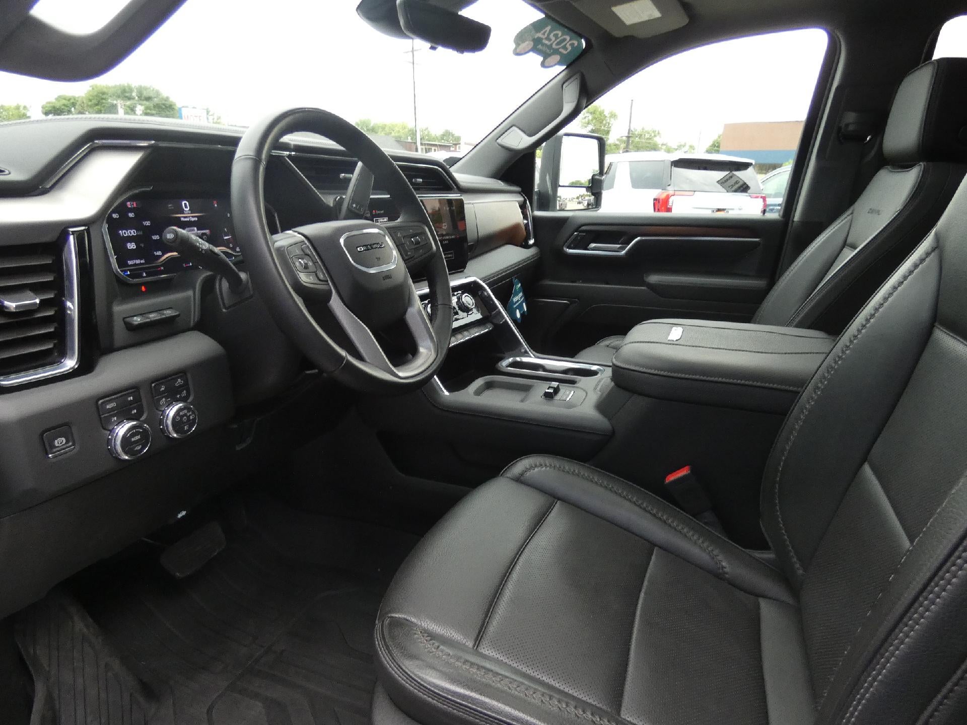 2024 GMC Sierra 3500 HD Denali