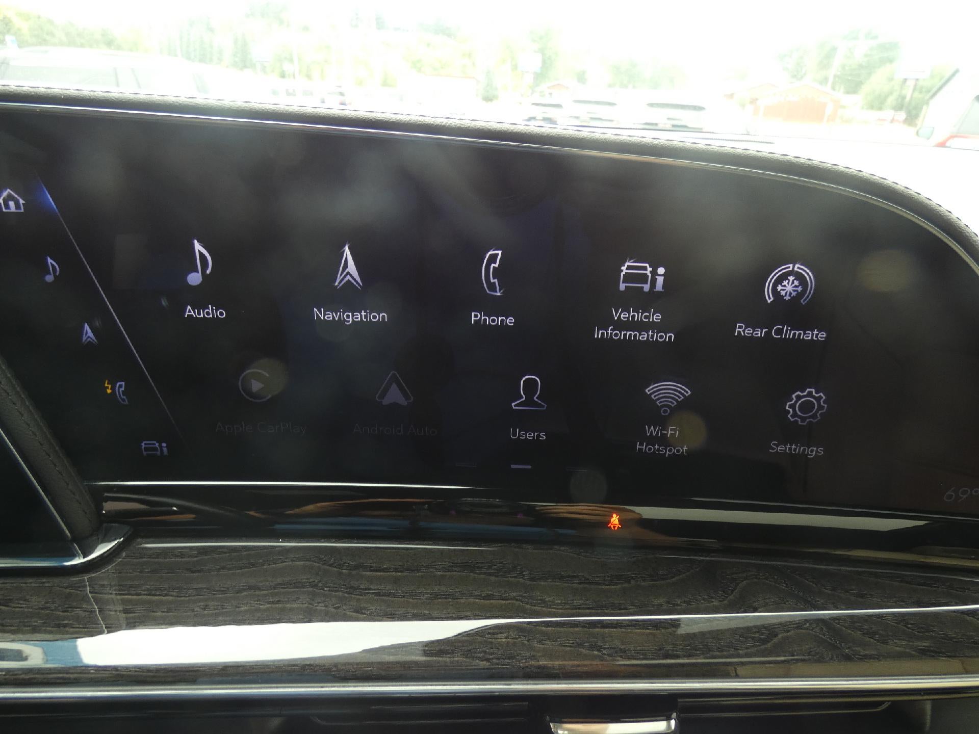 2022 Cadillac Escalade Premium Luxury