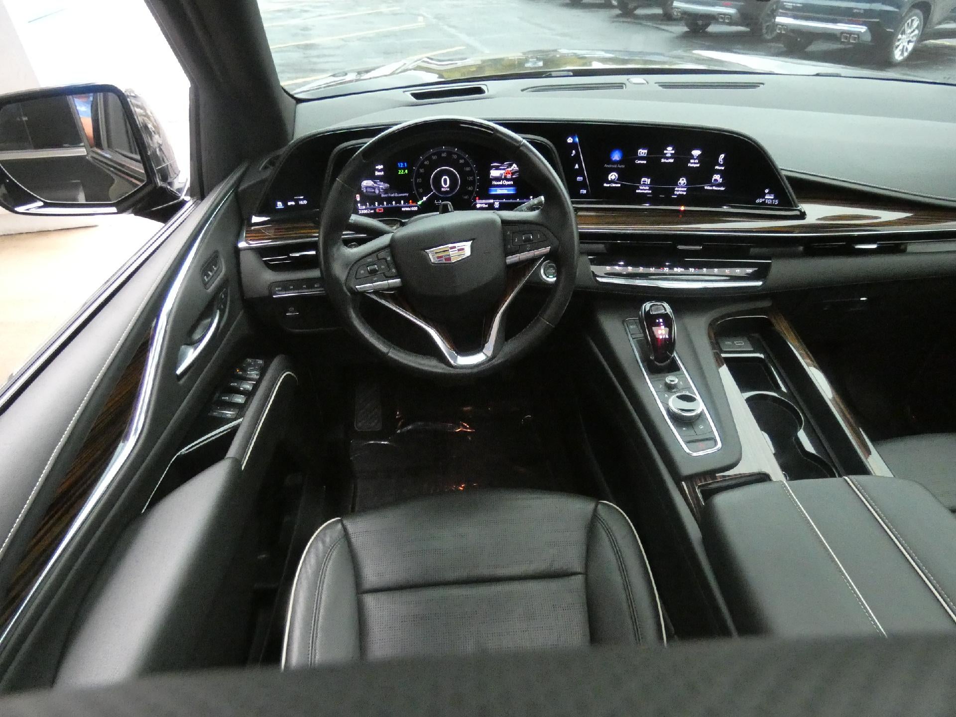 2024 Cadillac Escalade ESV Premium Luxury