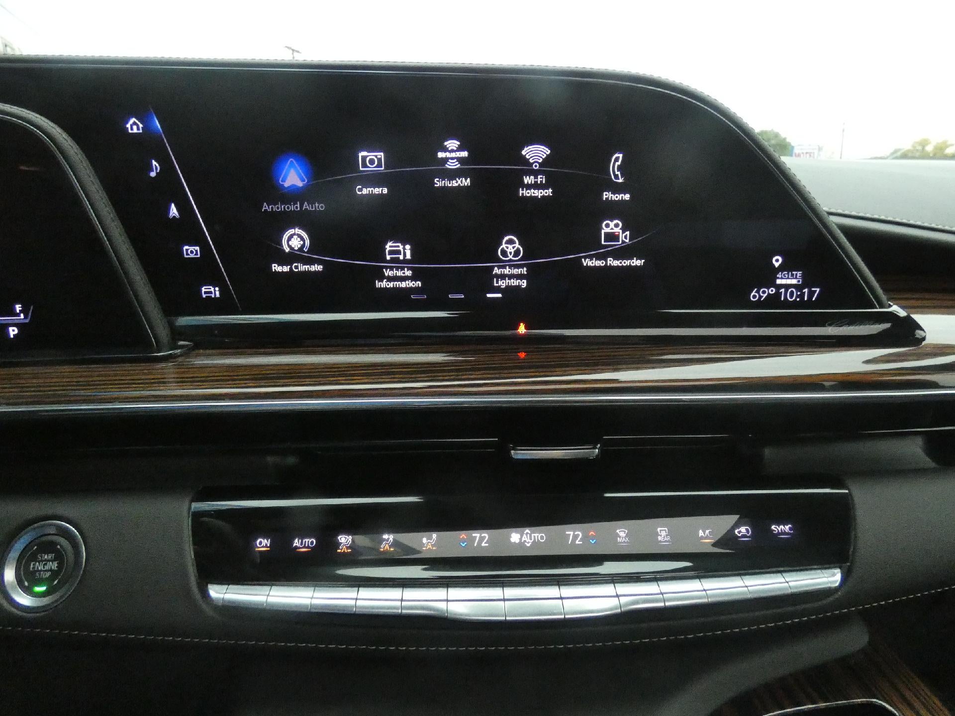 2024 Cadillac Escalade ESV Premium Luxury