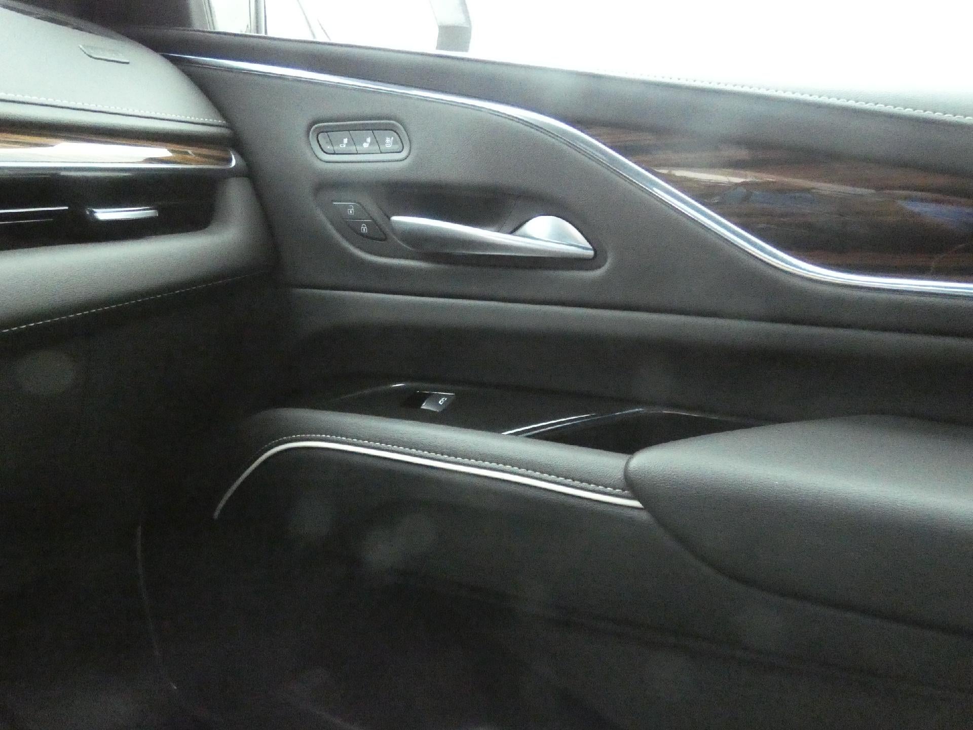 2024 Cadillac Escalade ESV Premium Luxury