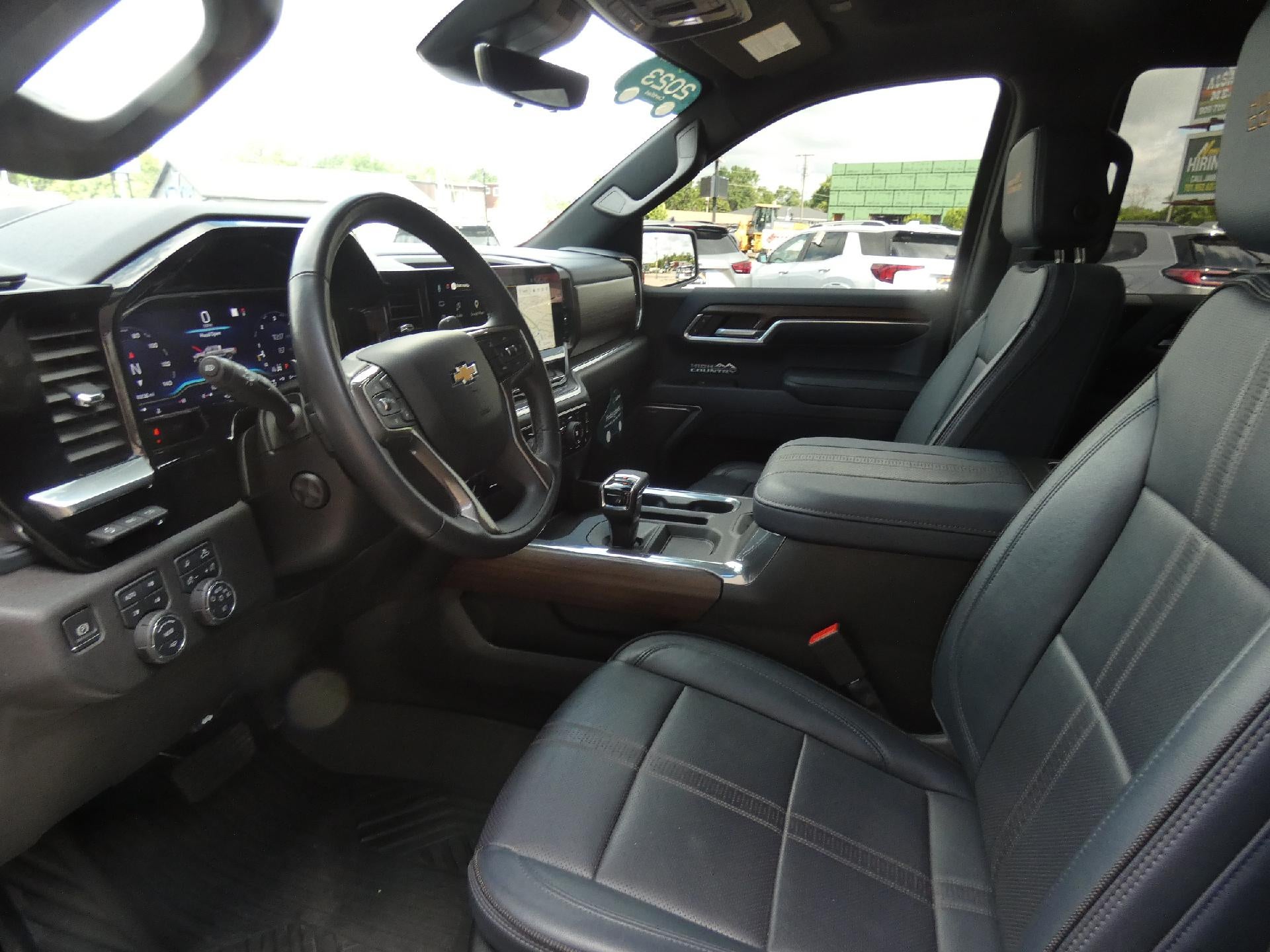 2023 Chevrolet Silverado 1500 High Country