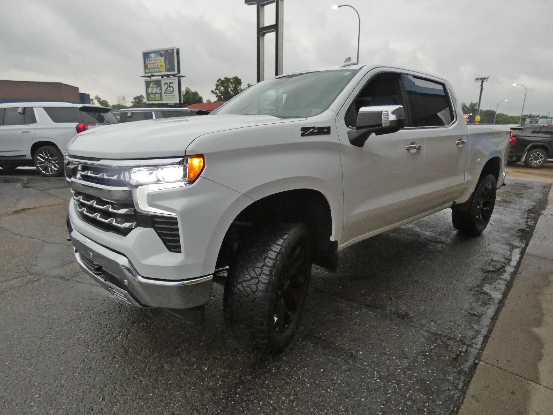 2025 Chevrolet Silverado 1500 LTZ