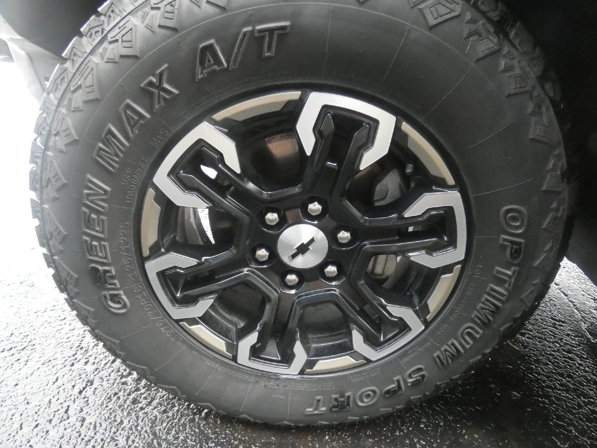 2022 Chevrolet Silverado 1500 ZR2 - Photo 8