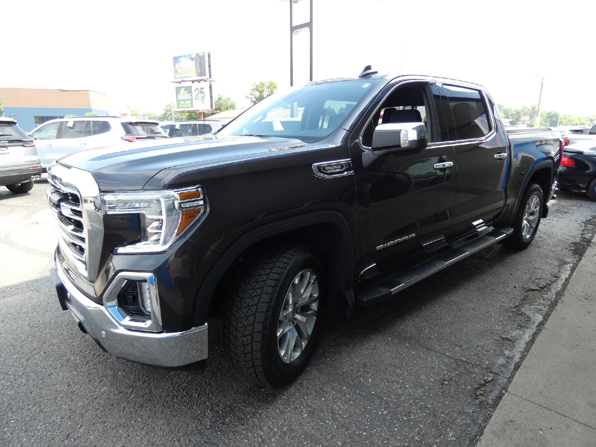 2021 GMC Sierra 1500 SLT