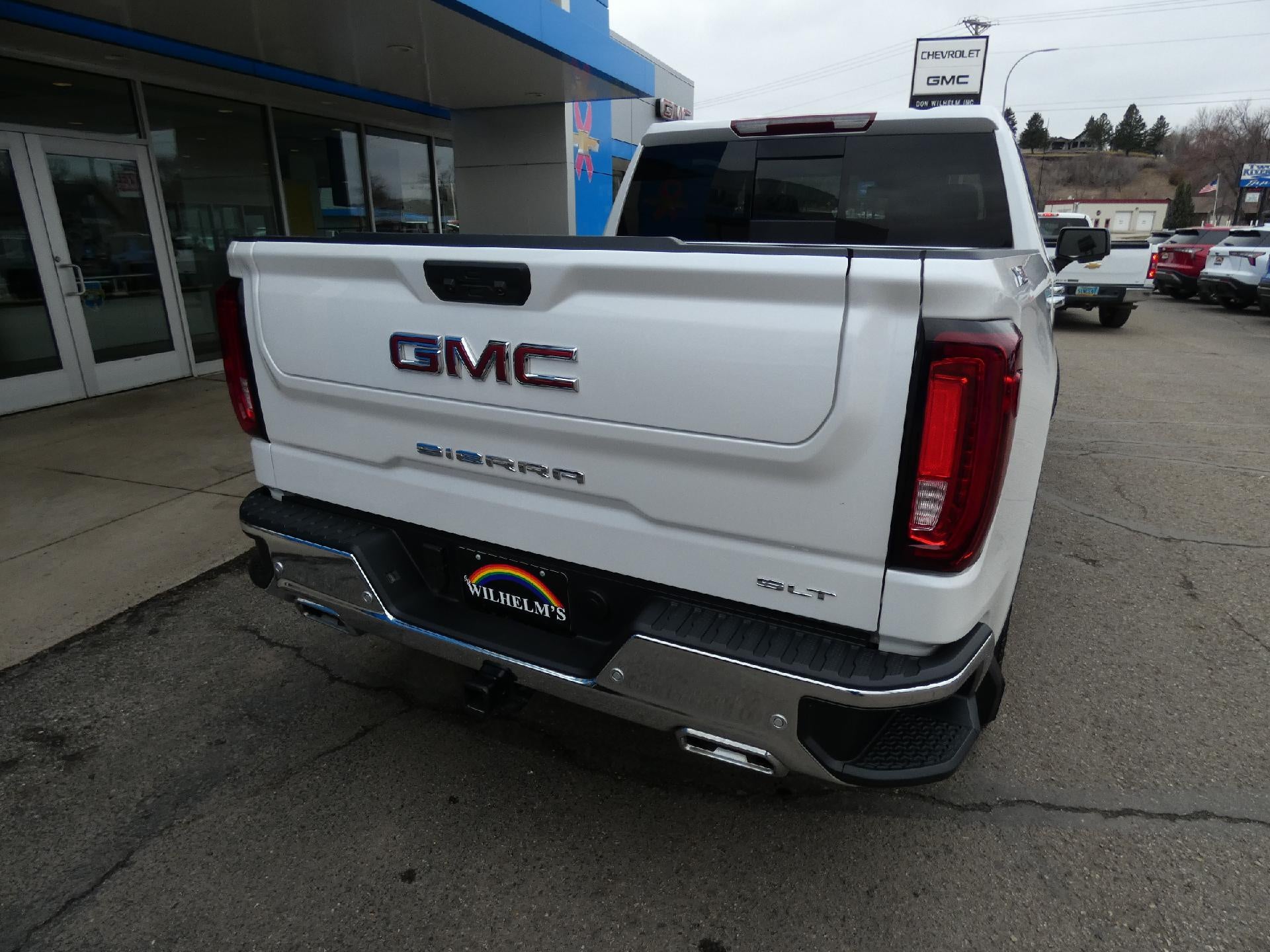 2025 GMC Sierra 1500 SLT