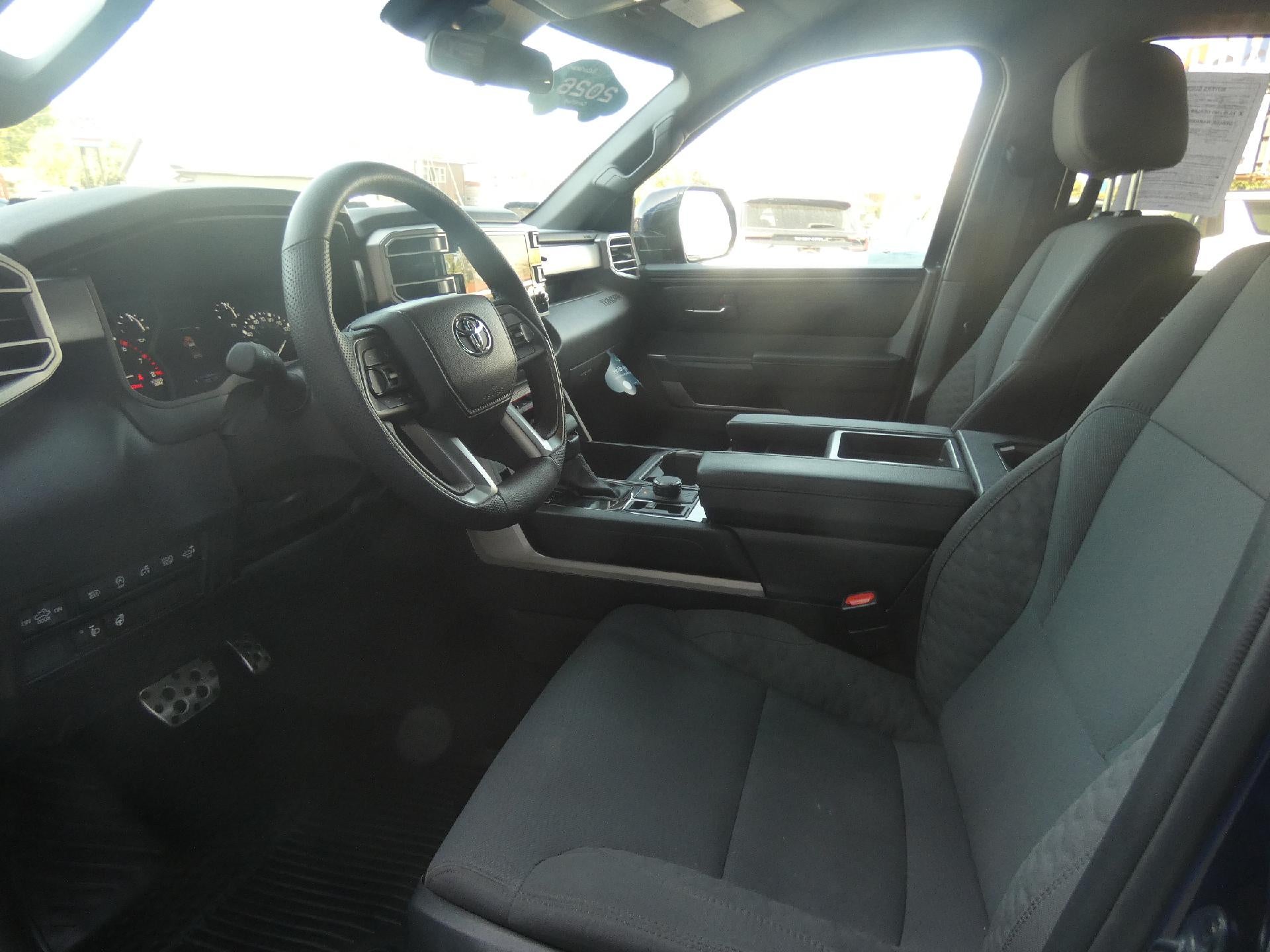 2026 Toyota Tundra SR5 - Photo 12