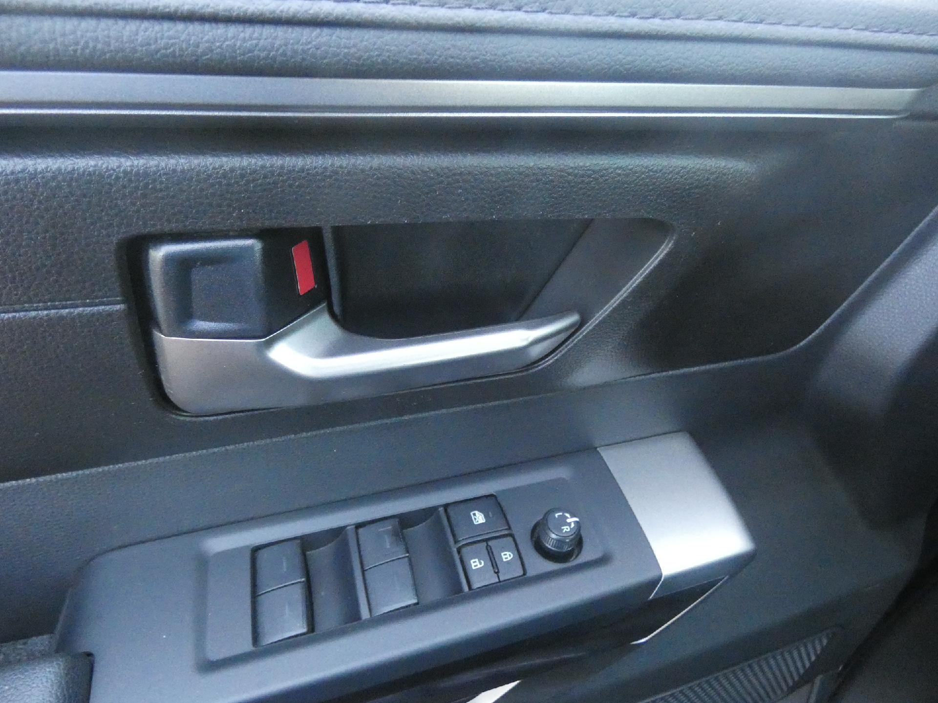 2026 Toyota Tundra SR5 - Photo 19