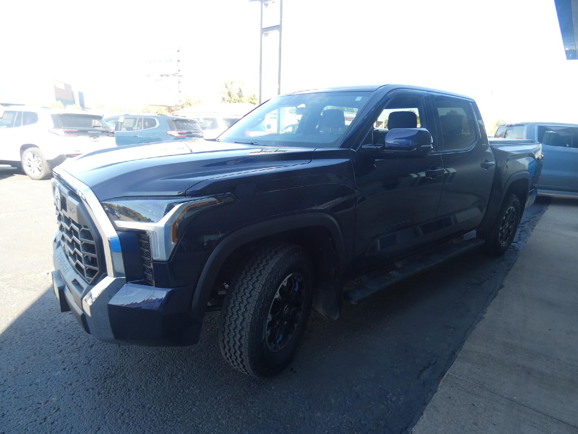 2026 Toyota Tundra SR5 CrewMax 5.5' Bed